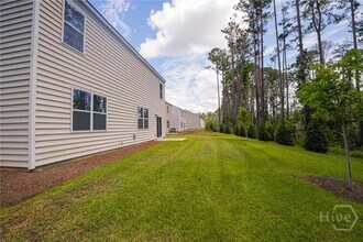 Building Photo - 156 Kraft Kove