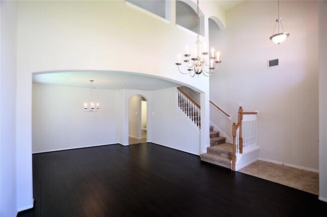 Building Photo - 18503 Bristol Point Ln