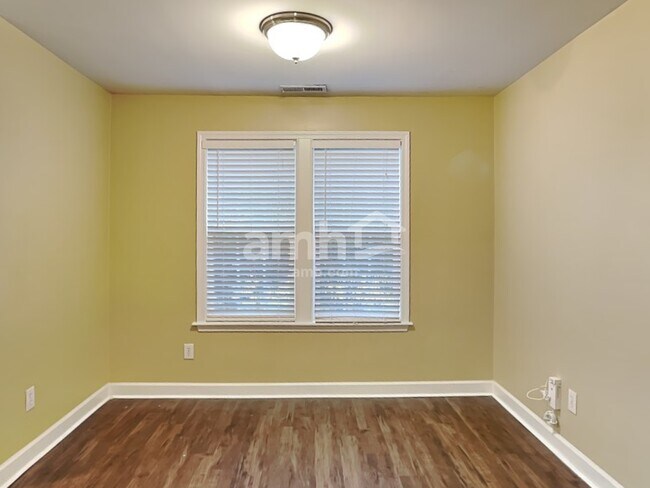 Building Photo - 3812 Lodgepole Lane