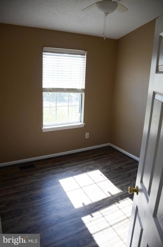 Foto principal - 8194 Winstead Pl
