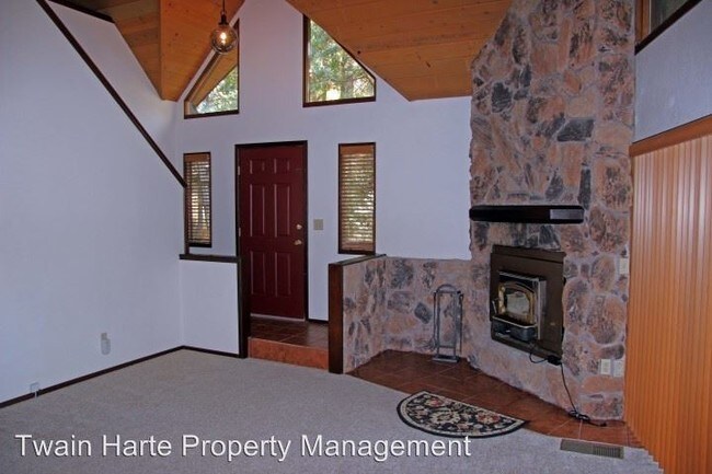Building Photo - 3 br, 2 bath House - 18518 Wildwood Dr