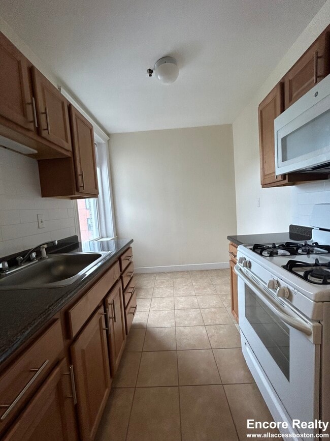 Foto del edificio - 135 Washington St