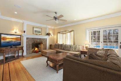 Foto del edificio - 1457 Deerfield Rd