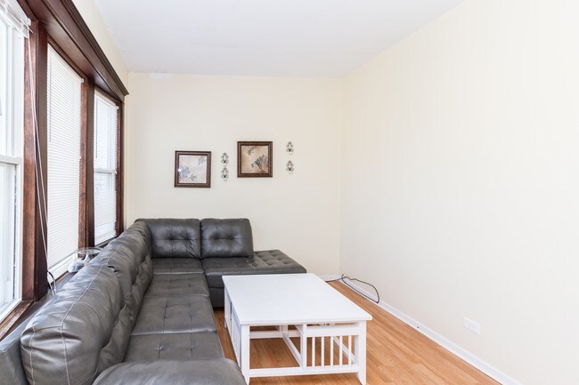 Foto del edificio - 8408 S Burley Ave