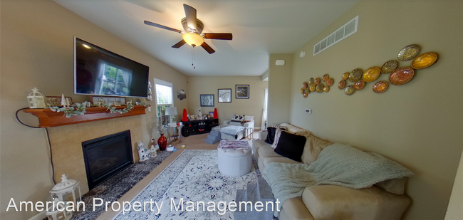 Building Photo - 3 br, 3 bath House - 8891 Butterfly Ln