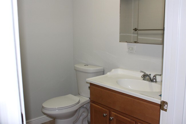 Foto del edificio - 7N343 Sycamore Ave