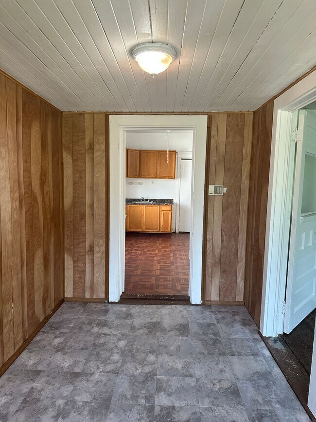 Foto del edificio - 3bd Single Cleveland Cash Pay