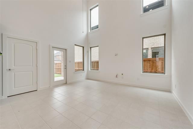 Foto del edificio - 15681 Fringe Tree Rd