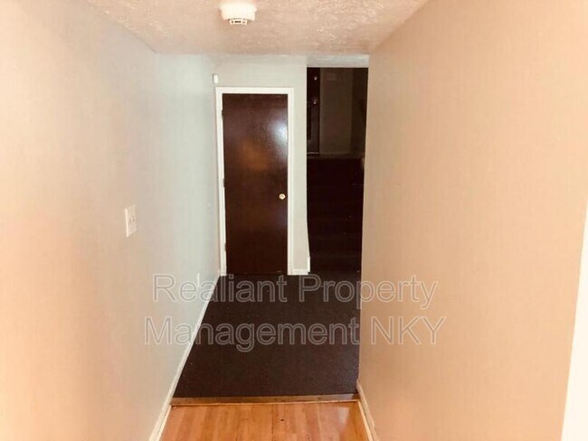 Foto del edificio - 341 Eastern Ave