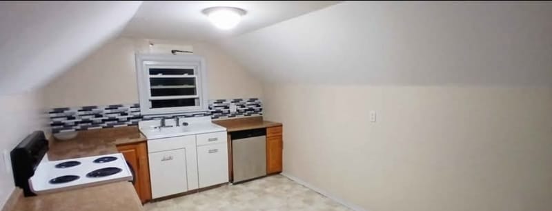 Building Photo - 1500 Mulberry St