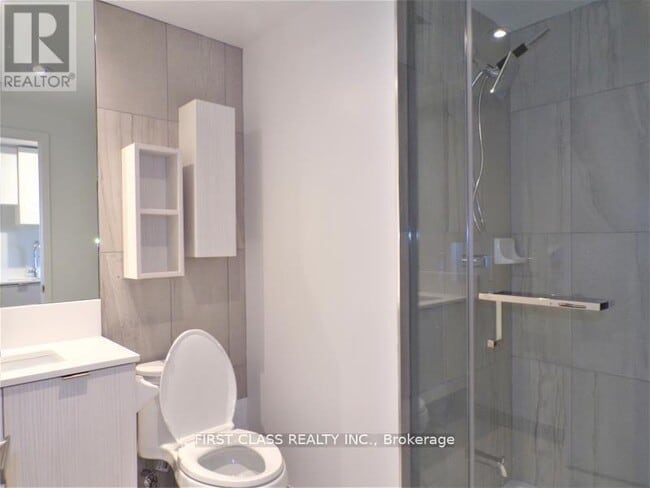 Building Photo - 99 Broadway Ave