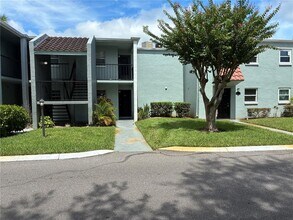 Building Photo - 2850 Somerset Park Dr