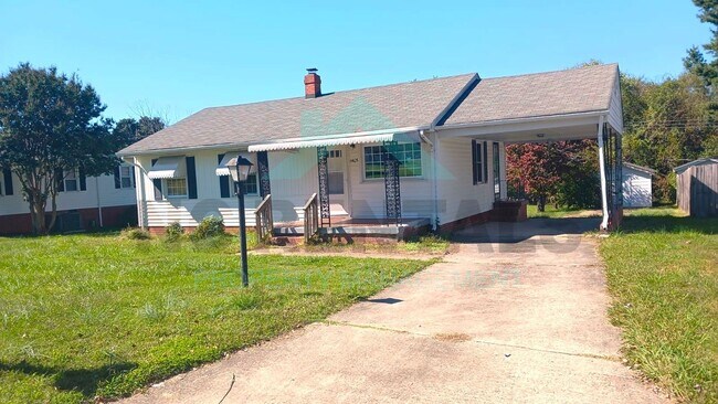 Building Photo - 1405 Vine St