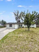 Building Photo - 408 Woodside Dr
