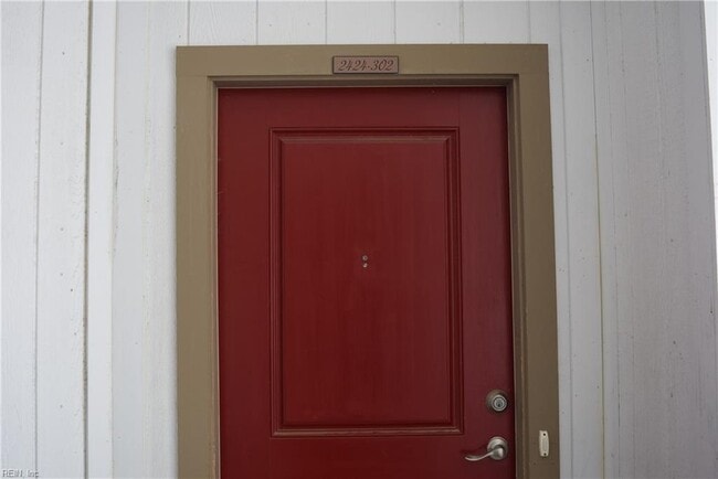 Building Photo - 2424 Chancery Ln