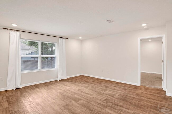 Building Photo - 1894 Mary Jo Way