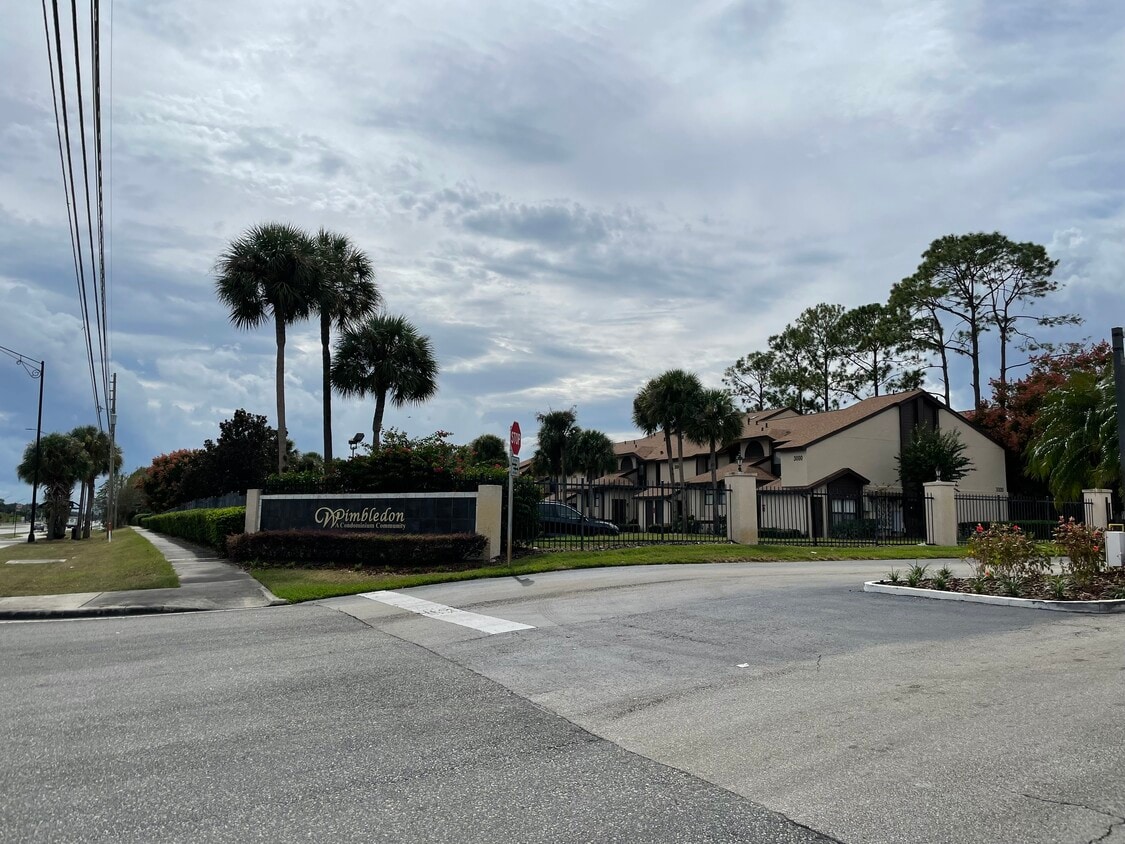 3106 S Semoran Blvd Unit 4, Orlando, FL 32822 Condo for Rent in