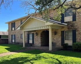 Building Photo - 1250 Dorchester Dr