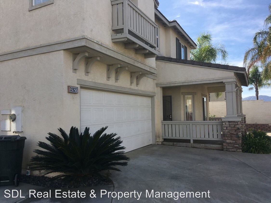 Foto principal - 4 br, 3 bath House - 32627 Willowvail Circle