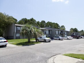 Spring Hill Apartments Photo