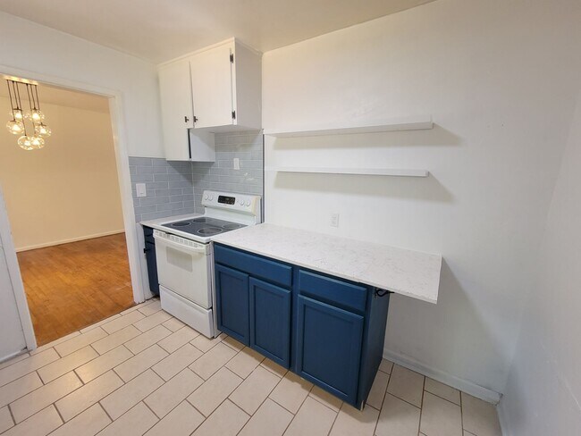 Foto del edificio - 2 bed remodeled ready to go!