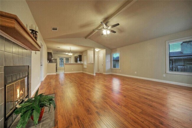 Building Photo - 12903 Campos Dr