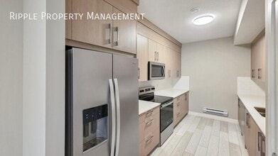 Building Photo - 10005 Huxbury Dr NE
