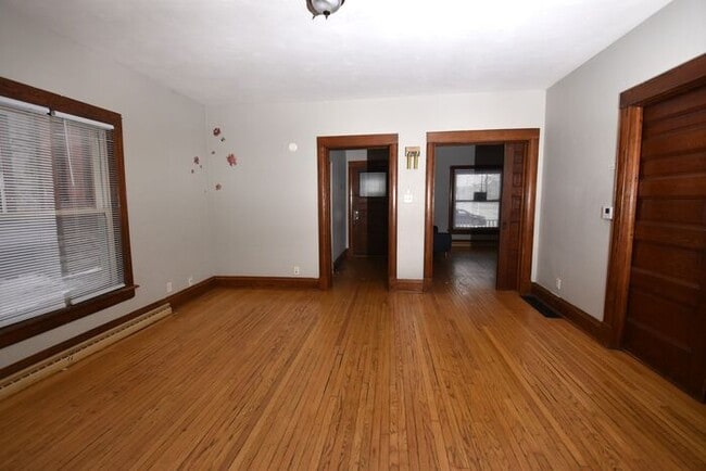 Foto del edificio - Beautiful Historical apartment with Old World Charm