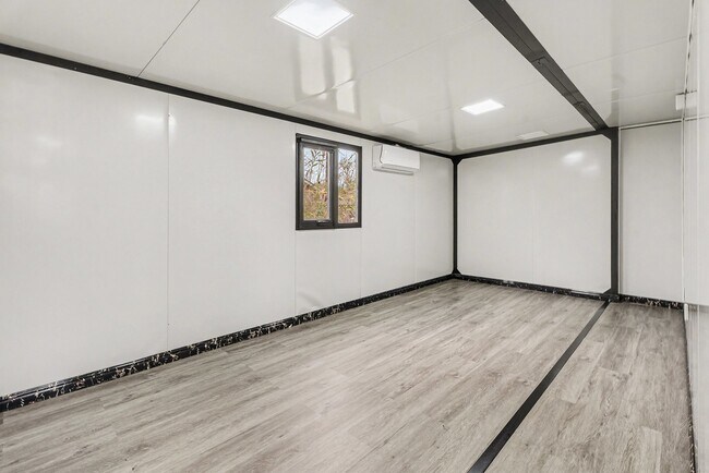 Foto del edificio - 2466 Avenue D