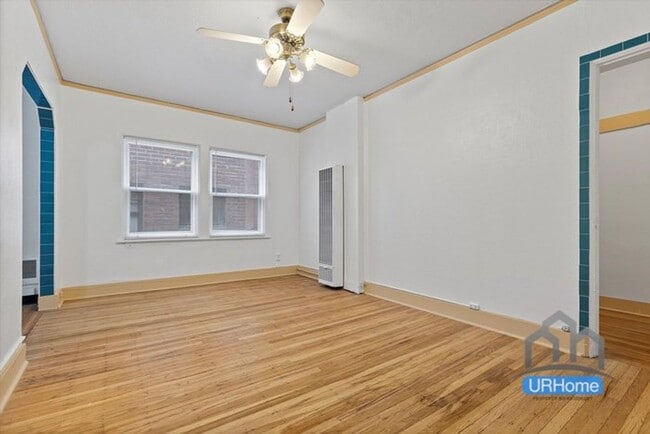 Interior Photo - Vintage Studio & 1 bedrooms! Living in the...