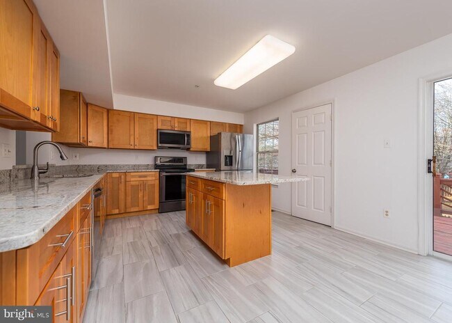 Foto del edificio - 12206 Sleepy Horse Ln