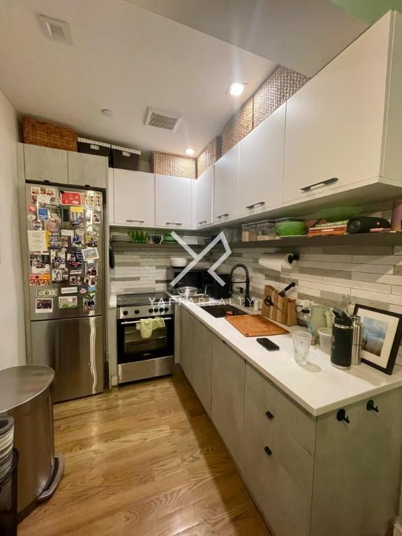 Foto del edificio - 2 bedroom in BROOKLYN NY 11216