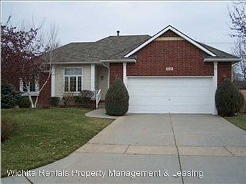 Primary Photo - 3 br, 2 bath House - 1136 Coachhouse