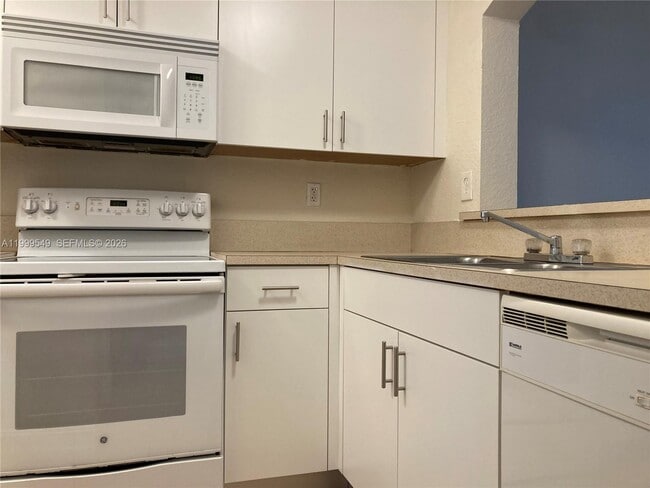 Building Photo - 7985 NW 8th St