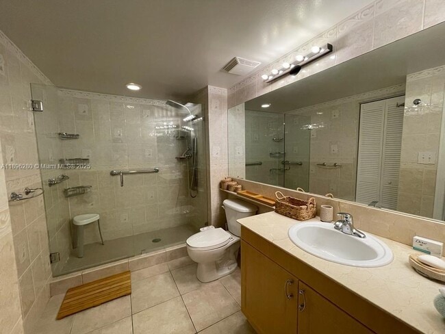 Foto del edificio - 2080 S Ocean Dr