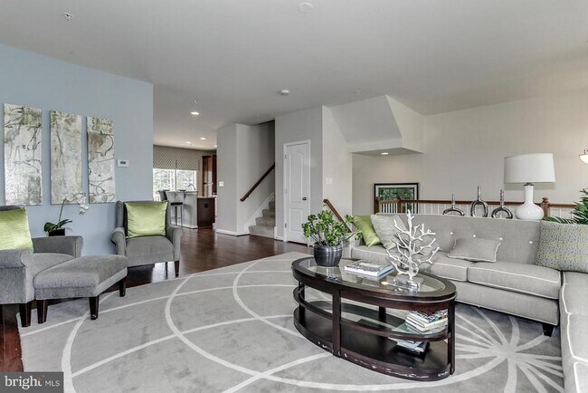 Foto del edificio - 8603 Crooked Tree Ln