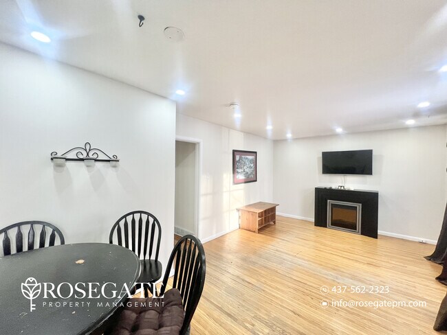 Building Photo - Charming 3-Bedroom Detached Home with 2 Parking Spaces in London