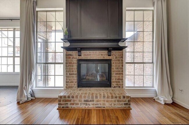 Foto del edificio - 516 Allison Ln