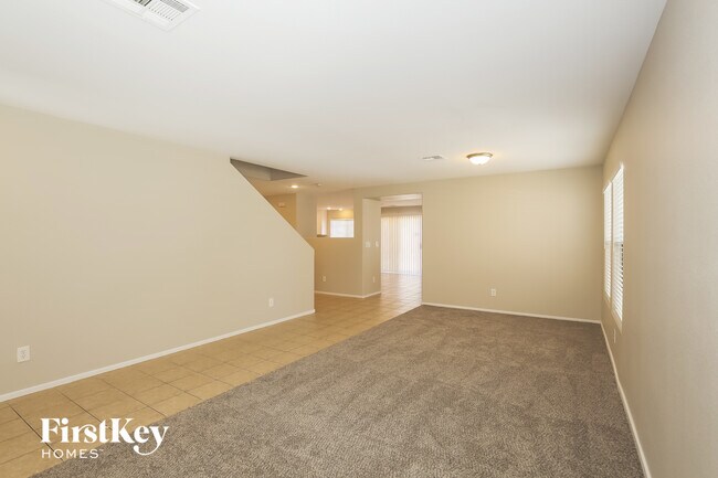 Foto del edificio - 6133 N Talbot Springs Ct