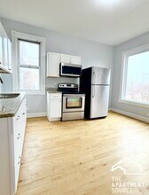 Building Photo - 208 N Kolin Ave