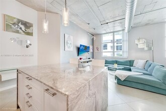 Building Photo - 2001 Biscayne Blvd Building Photo - 2001 Biscayne Blvd