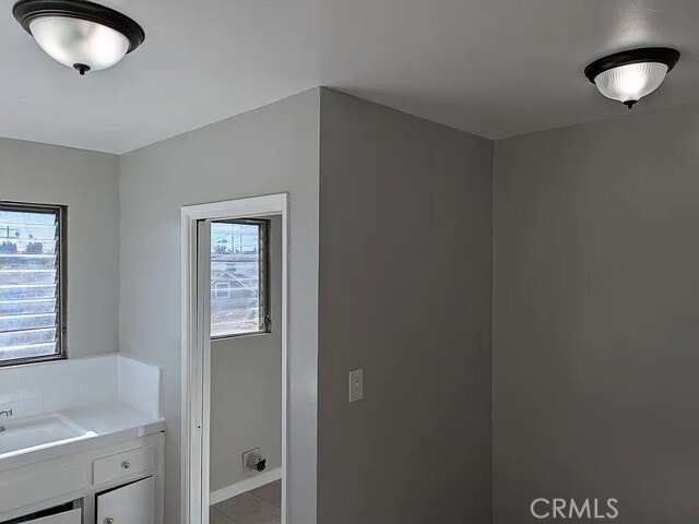 Building Photo - 5847 Denver Ave