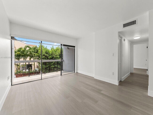 Foto del edificio - 13870 SW 62nd St