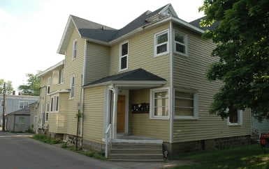 Building Photo - 319 Lyon St NE