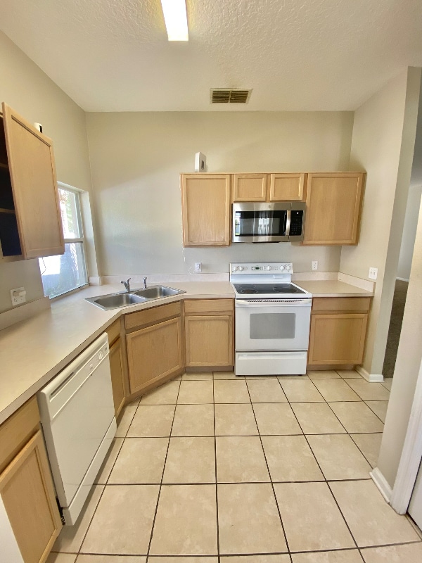 Foto del edificio - 3111 Crane's Cove Loop