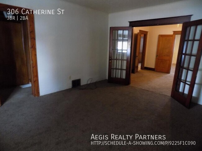 Foto del edificio - 306 Catherine St