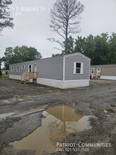 Building Photo - 475 E Robins St