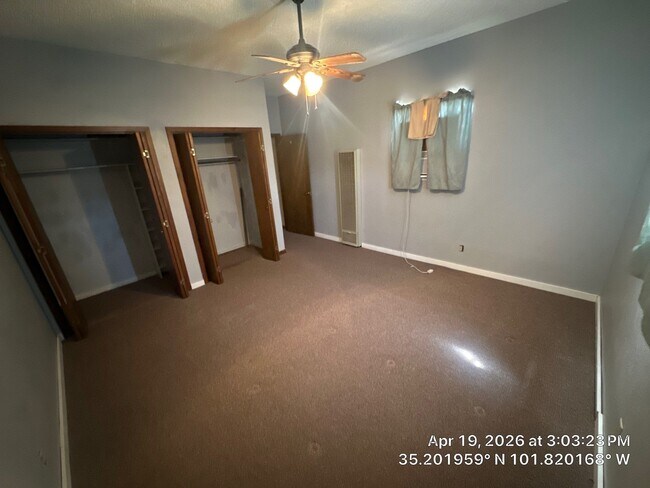 Foto del edificio - 901 S Roberts St