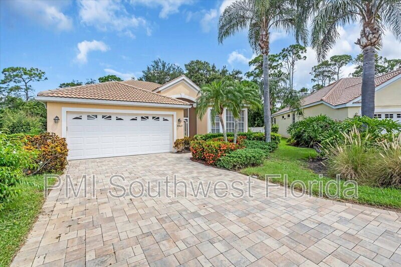 Foto principal - 4403 Reflections Pkwy