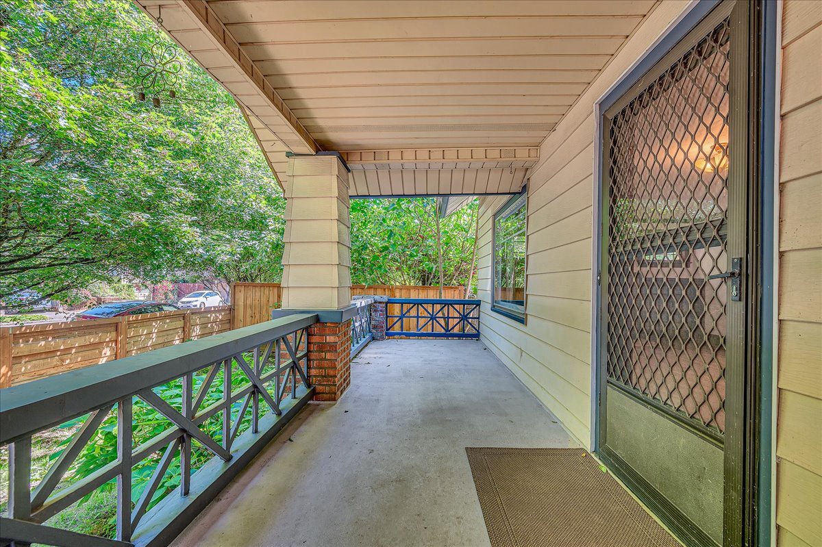 Primary Photo - 2805 SE 25th Ave